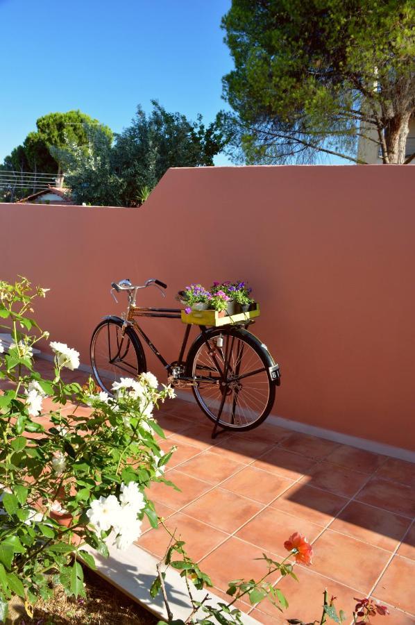 Cozy Small Smart With Private Pool Mikri Mantineia וילה קלמאטה