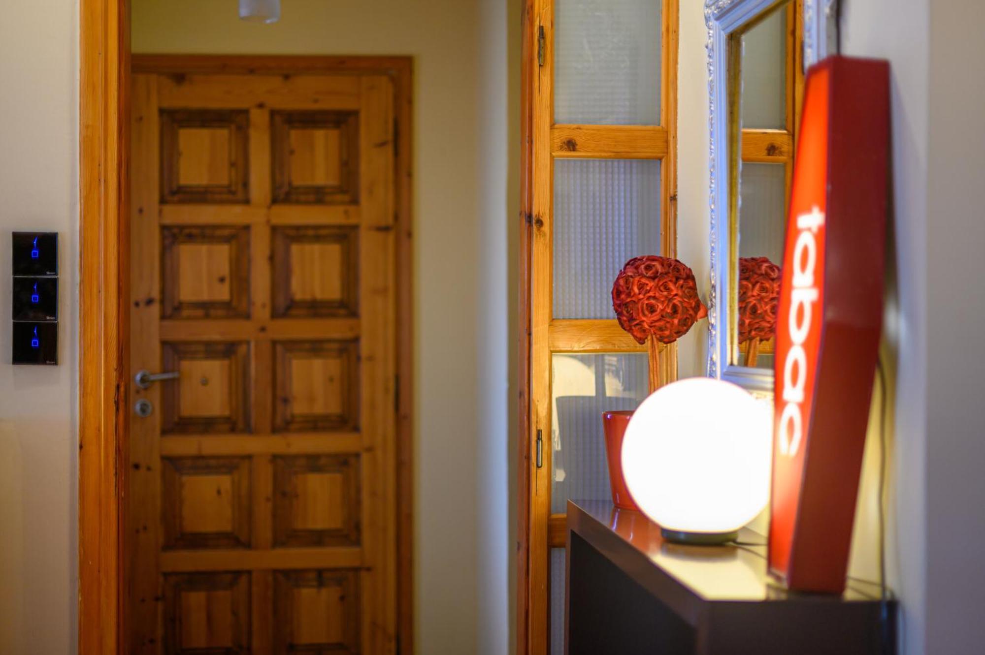Cozy Small Smart With Private Pool Mikri Mantineia וילה