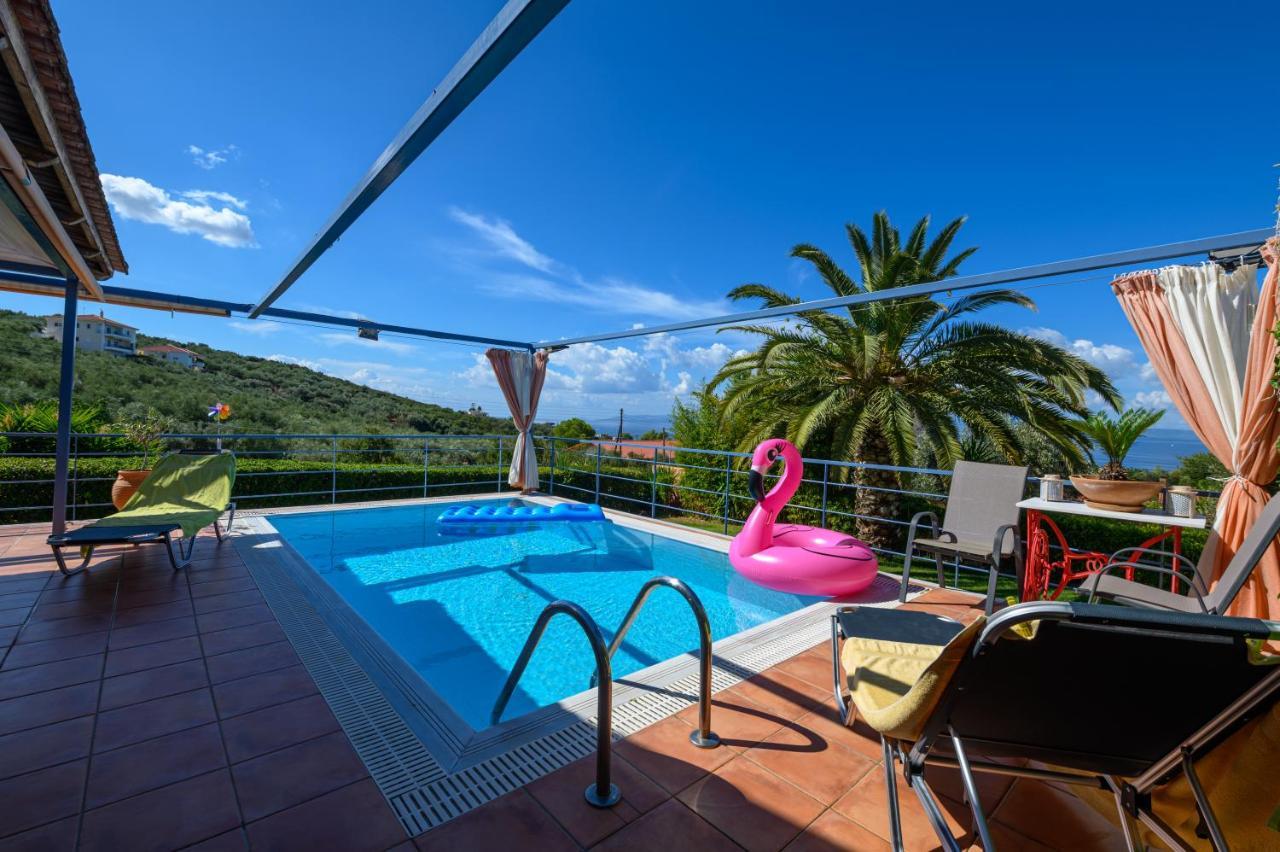 Cozy Small Smart With Private Pool Mikri Mantineia Vila