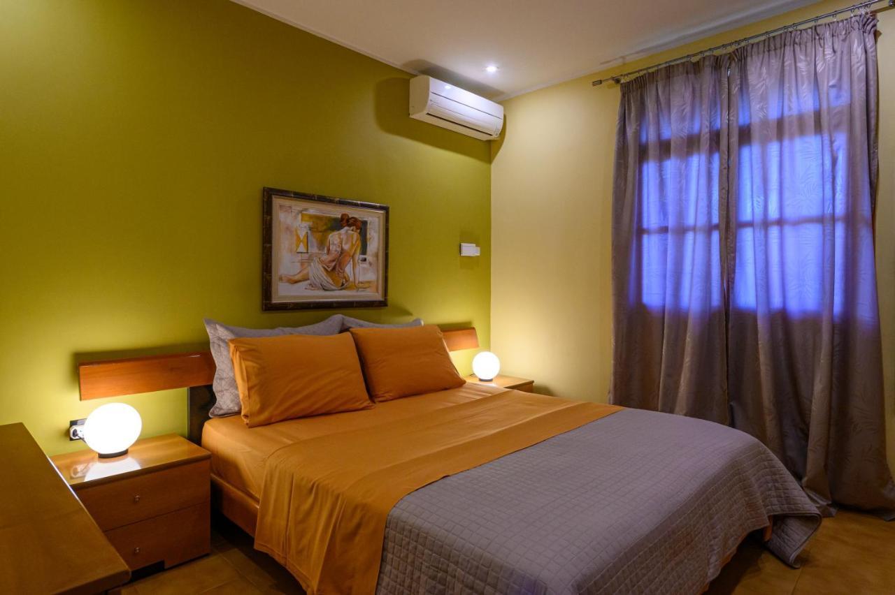 Cozy Small Smart With Private Pool Mikri Mantineia Vila Kalamata